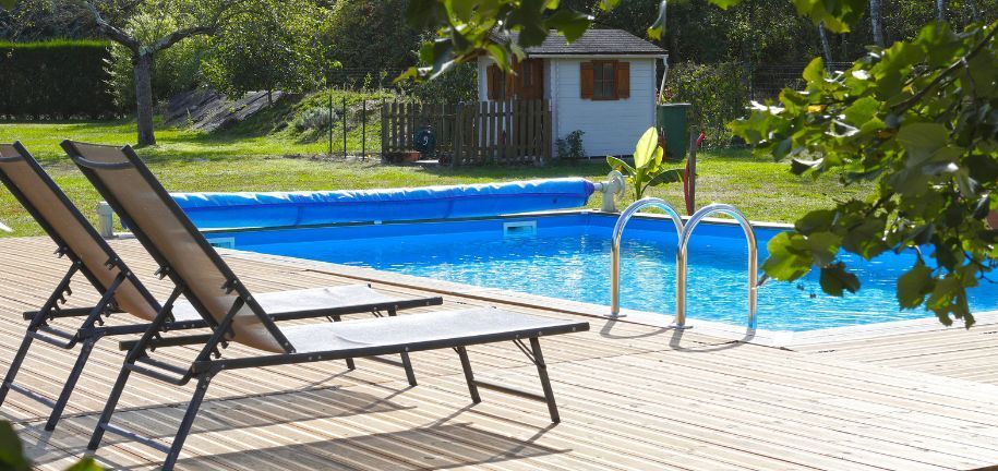 Vider une piscine bois